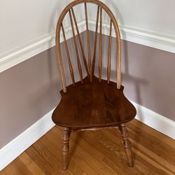 Nichol’s & Stone Dining Room Chair