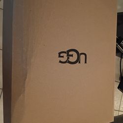 Uggs Size 10 