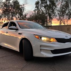 2016 KIA Optima