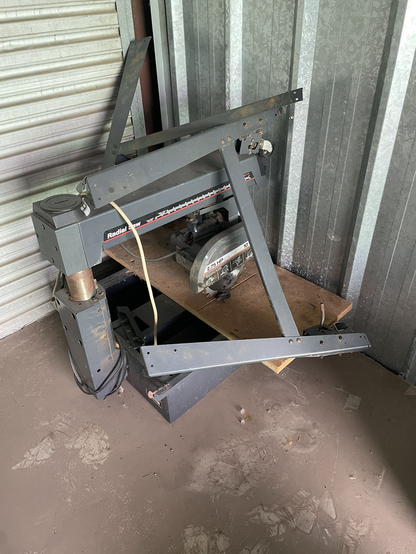 Craftsman Radial Saw (10”, 2.75 HP)