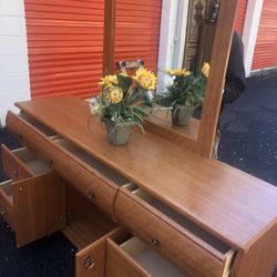 Modern Long Dresser With Big Mirror. Drawers Sliding Smoothly Great Confition