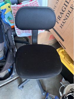 Black office chair