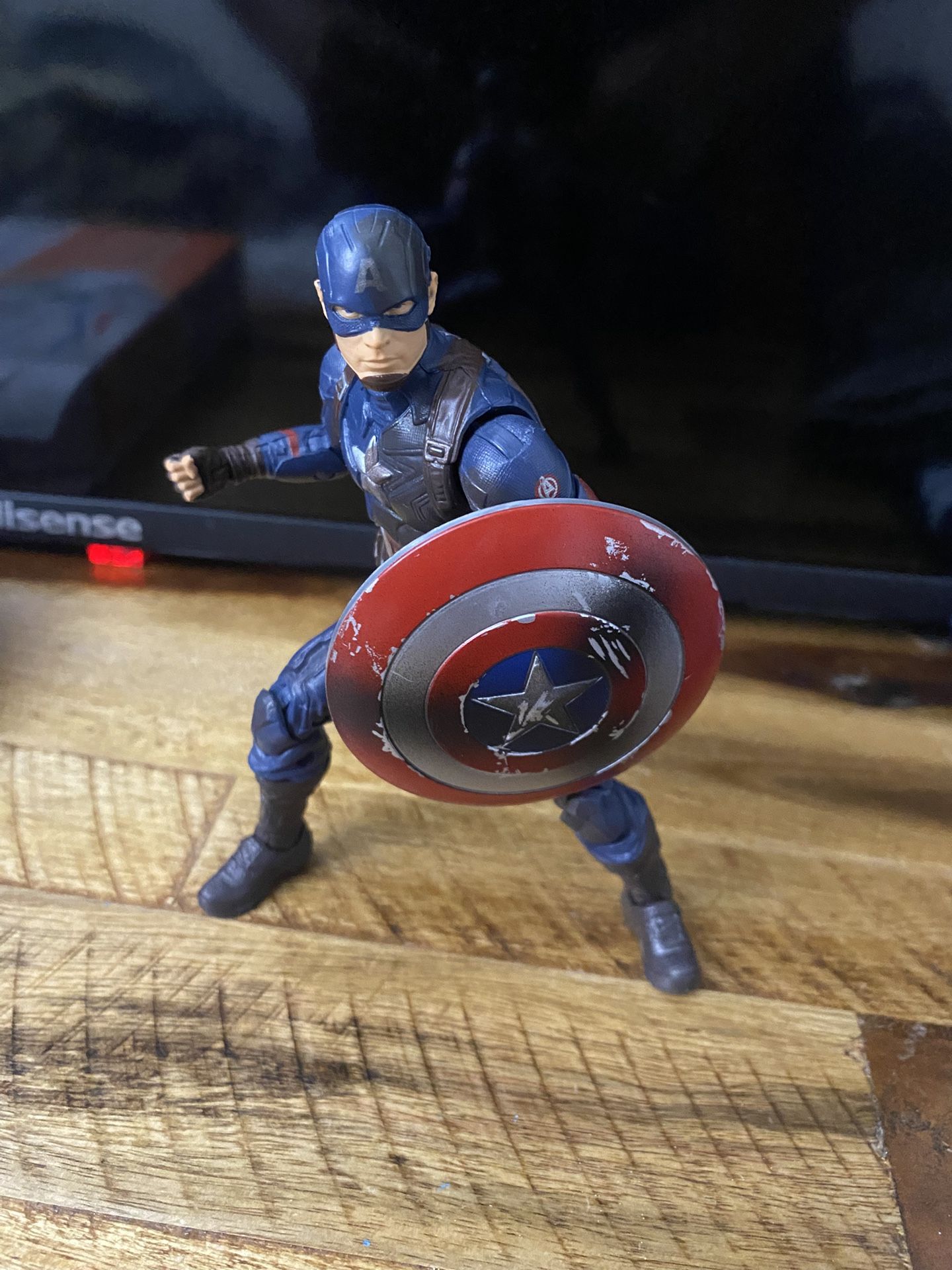 Marvel legends battle damaged civil war captain America