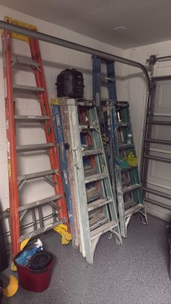 Escaleras De 6FT a 25$ -8FT a 50$