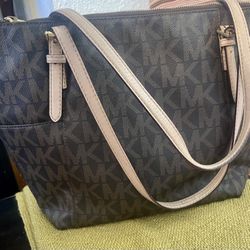 Michael Michael Kors Jet Set Travel Top Zip Signature Monogram Tote Handbag