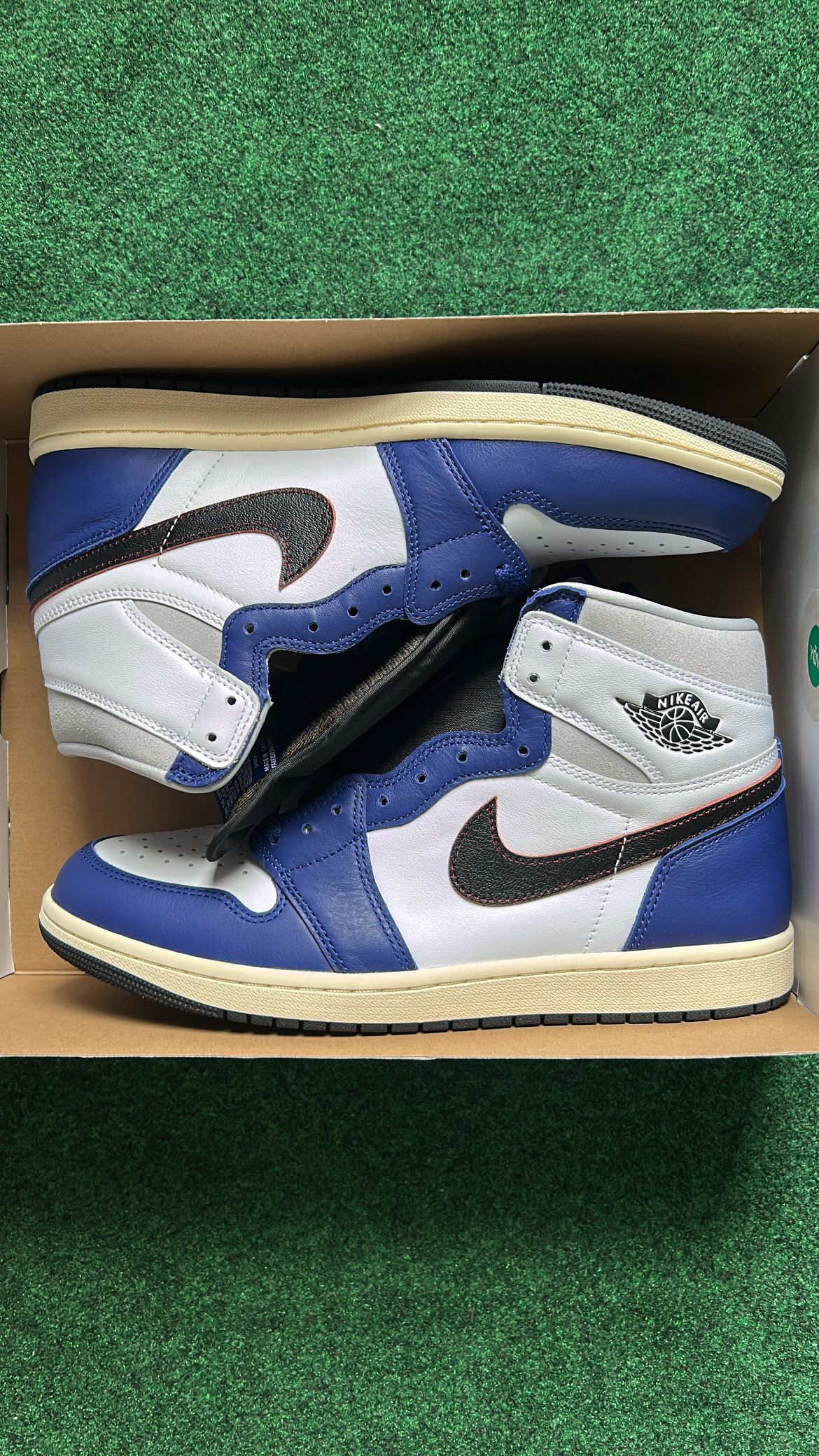 Air Jordan 1 Retro High OG ‘Rare Air’