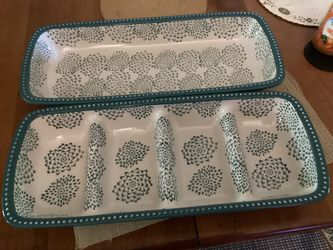 Beautiful Brand New  In Box Porcelain Serving Dish Set.  (Never Used )