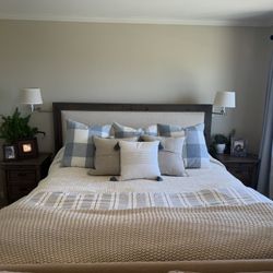 Eastern King Bed Set, Two End Cabinets And Console Cabinet