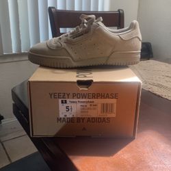 Yezzy Powerphase 