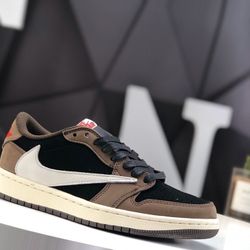 Jordan 1 Lo Travis Scot Black Phantom