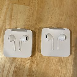 Wired Apple Head Phones Open Box Never Used 