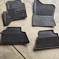 2019 Toyota Avalon Floor Mat New