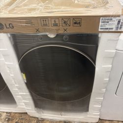 BRAND NEW IN BOX LG BLACK STAINLESS FRONTLOAD DRYER.$550 Delivered Installed.$500 Picked Up.1 Year Warranty 