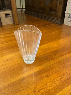 vintage Cristal d'Arques-Durand lead crystal fan vase