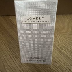 Lovely By Sarah Jessica Parker Perfume