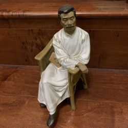 Vtg Chinese Porcelain Lu Xun 鲁迅 Seated Rattan Chair 7.5” Writer Statue
