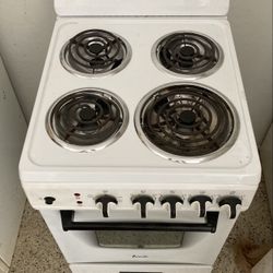AVANTI 20” Stove Brand New $500.00