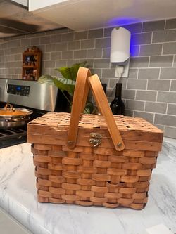 Picnic basket