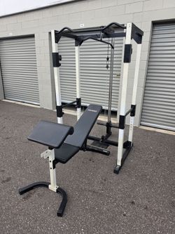 Weight Power Rack with adjustable bench