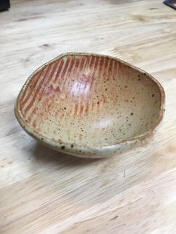 Of a kind glazed pottery