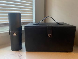 Black Makeup Train Case Organizer with Brush Holder