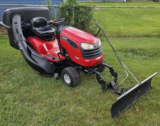 Craftsman YS4500 Lawn Tractor With 21HP Briggs And Stratton Engine 46 Deck With Triple Bins Bagger System And Snow Plow for Sale in Melrose Park IL OfferUp