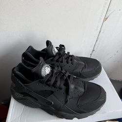 Nike Hurache Size 11 Men’s Black