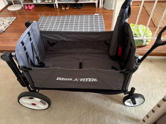 Radio Flyer Wagon w/ Canopy