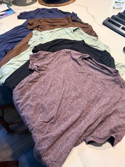 Men’s Lululemon Dry Fit Shirts Size S/M