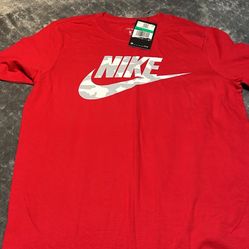 Boys XL Nike Shirt NEW with Tags