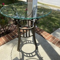 Table Metal Base With Circular Glass  Top
