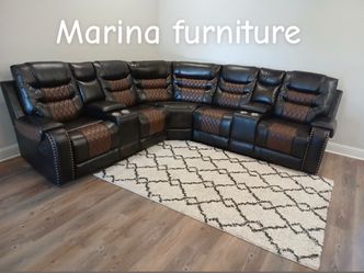 Reclining Sectional Sofa with Cup Holders