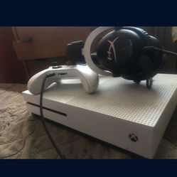 Xbox One S 