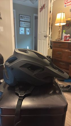 Fox speedframe helmet