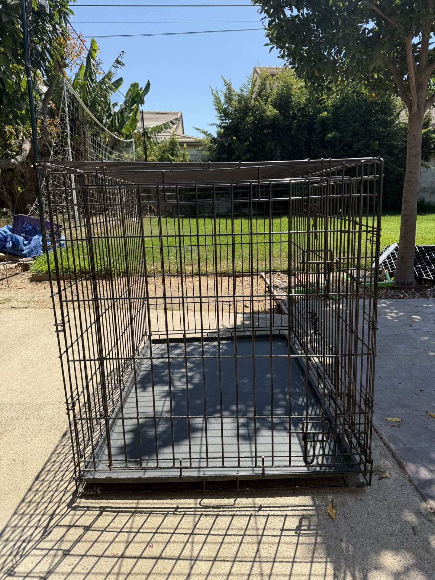 Large collapsible Dog Crate