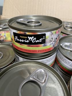 Fussie Cat Premium Tuna & chicken liver wet cat food-24 pack
