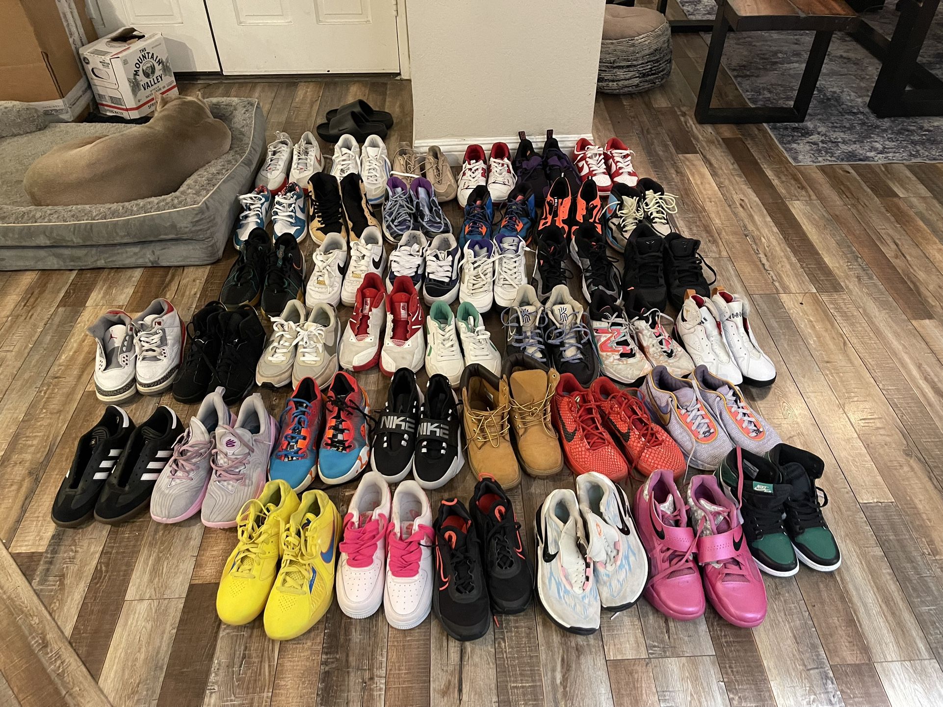 ***Retros, Basketball, Kobe’s, Jordan’s, Sambas , Timberlands****