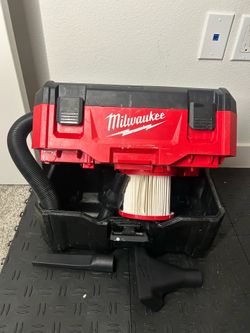 Milwaukee M18 18-Volt 2 Gal. Lithium-Ion Cordless Wet/Dry Vacuum (Vacuum-Only)