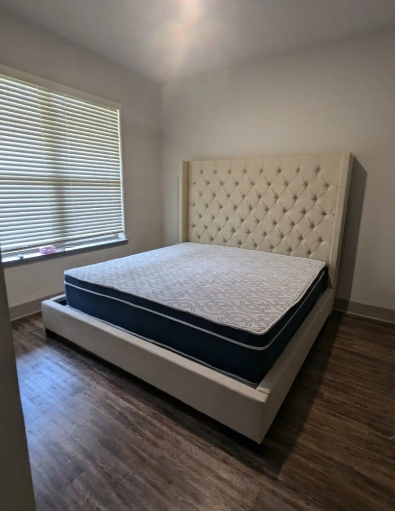 Noah Fabric Bed w Tall Headboard