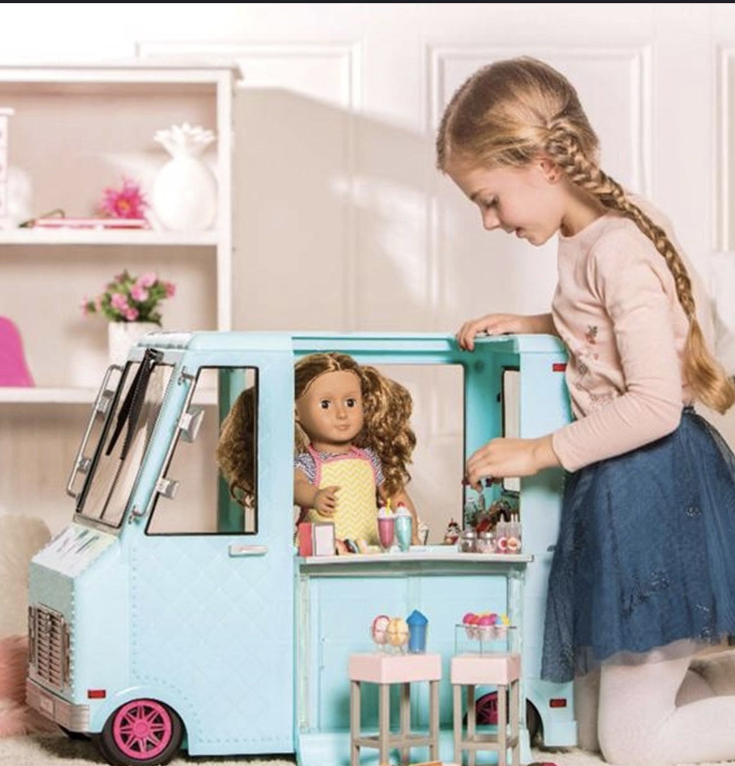 18” Doll Icecream  Truck With Music~ This Is Big 24”x 21”   pickup Nashua NH - Burlington ma