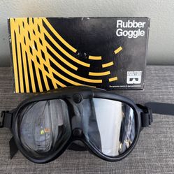 NIB Bouton Black Rubber Goggles- Paintball, Snowmobile, ATV