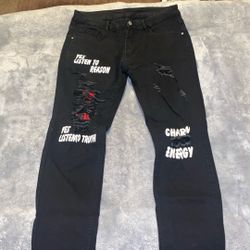 Skinny Rip Jeans Cool Designs Size 34 