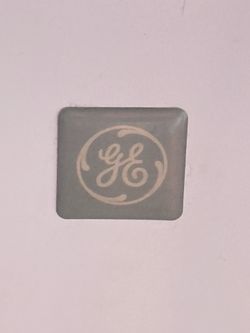 GE small deep freezer chest