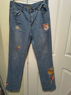Marianne Floral Embroidered Light Wash Jeans
