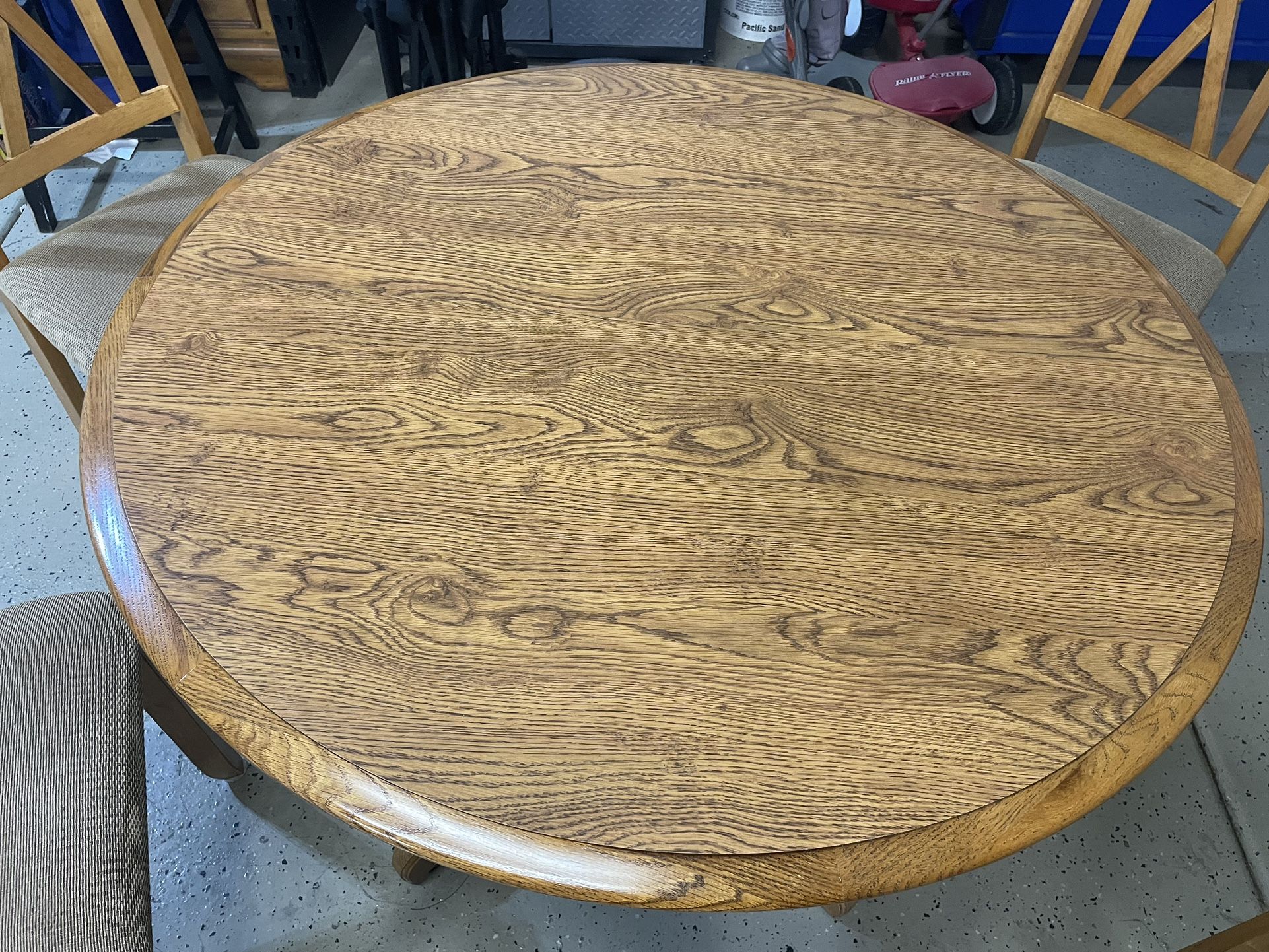 RC Willey Dining Room Table for Sale in Las Vegas, NV OfferUp