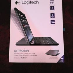 Logitech Ultrathin Magnetic BLUETOOTH clip-on keyboard cover. 3 Months Battery Life. NEW