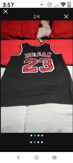NEW  JORDAN JERSEY SMALL MEN!