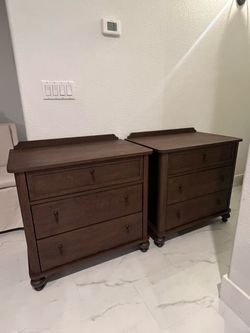 2 Brand new beautiful nightstands