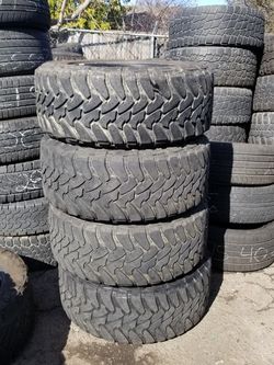 Toyo Tires 35 12.50×20