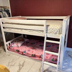 Twin Bunk Beds